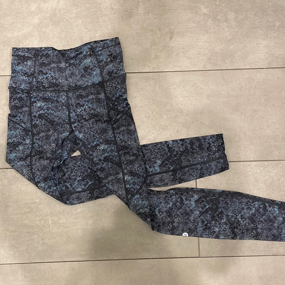 Lululemon Fast and Free 7/8, speckled blue